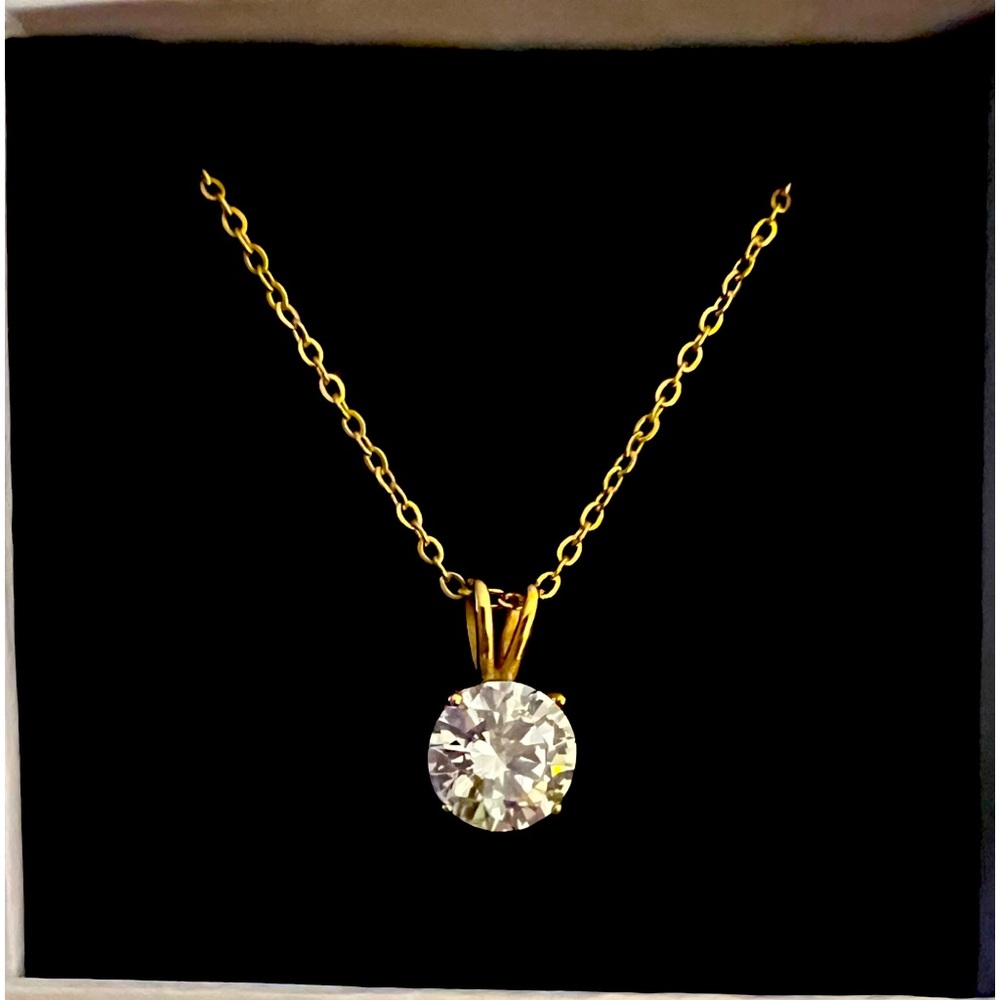 Bran new solitaire cubic zirconia necklace